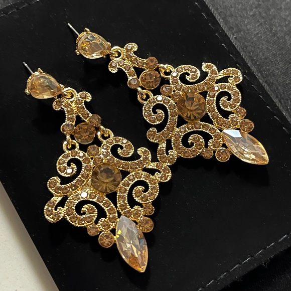 ✨ Stunning Amber Rhinestones Chandelier Drop Earrings - Picture 2 of 4